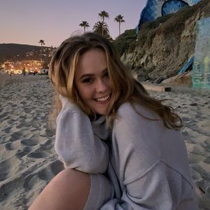 Meet your Posher, Delaney